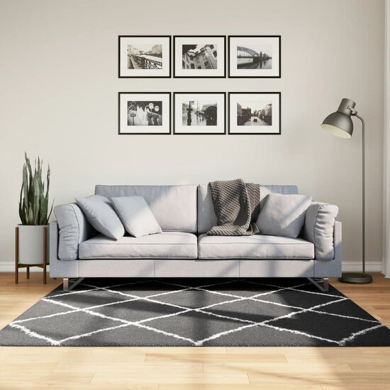 Vloerkleed shaggy hoogpolig modern 160x160 cm zwart en cr&egrave;me
