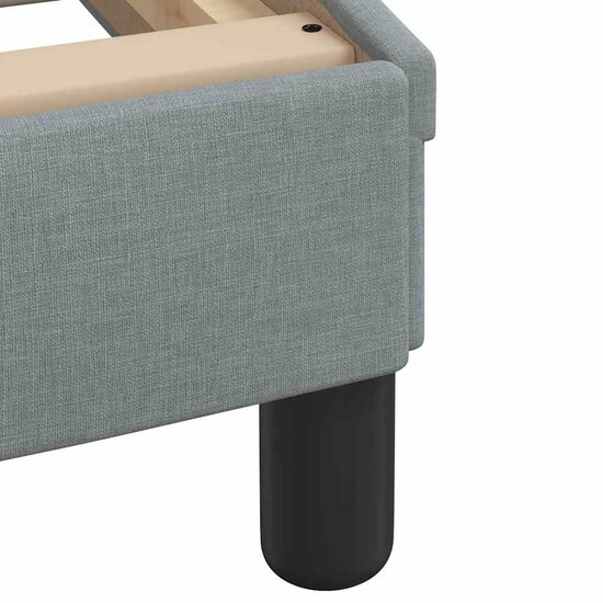 Bedframe met LED zonder matras stof 140x190 cm lichtgrijs