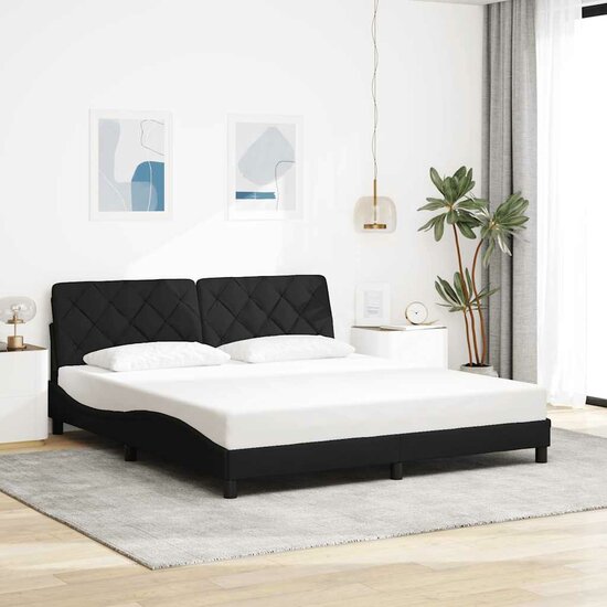 Bedframe met LED zonder matras 180x200 cm stof zwart