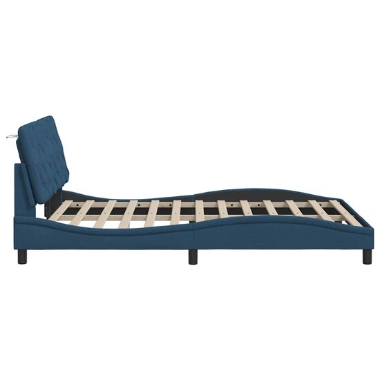 Bedframe Met Led Zonder Matras Stof 140 x 200 cm Blauw