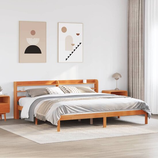 Bedframe Met Hoofdbord Massief Grenenhout 200 x 200 cm Wasbruin
