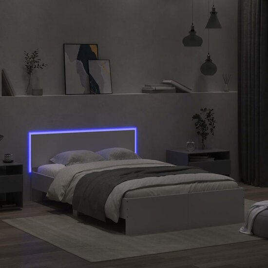 Bedframe Met Hoofdeinde En Led 120 x 190 cm Wit