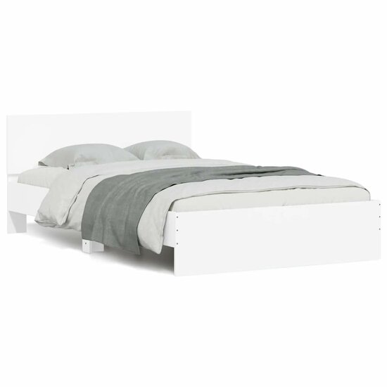 Bedframe Met Hoofdeinde En Led 140 x 190 cm Wit