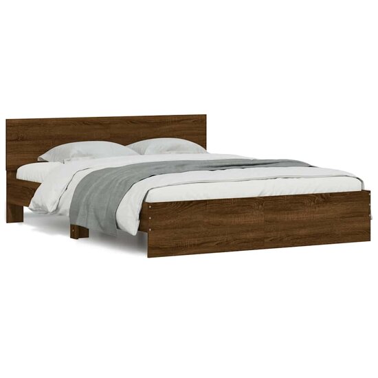 Bedframe Met Hoofdeinde En Led 150 x 200 cm bruin eikenkleur