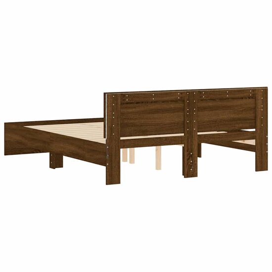 Bedframe Met Hoofdeinde En Led 150 x 200 cm bruin eikenkleur