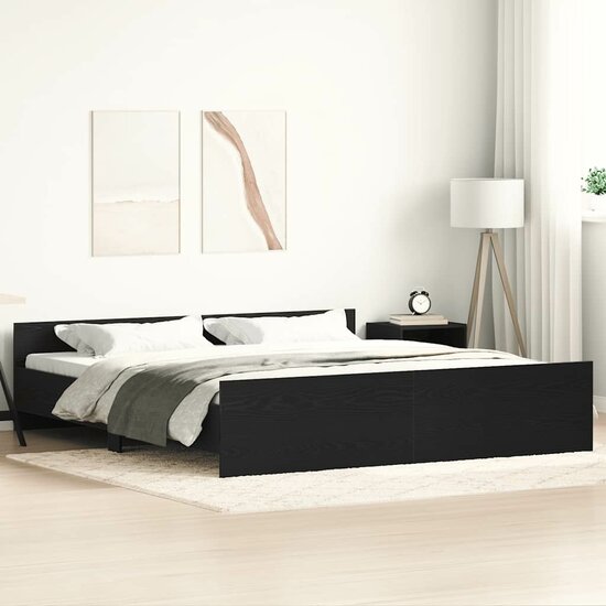 Bedframe Zonder Matras Bewerkt Hout Kleur Zwart Eiken 200 x 200 cm