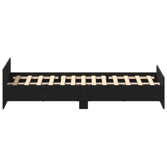 Bedframe Zonder Matras Bewerkt Hout Kleur Zwart Eiken 200 x 200 cm