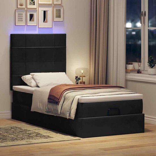 Ottoman Bed Met Matrassen En Led&#039;s 90X190Cm Fluweel 90 x 190 cm Zwart