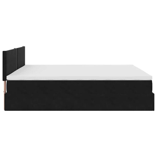 Ottoman Bed Met Matrassen En Led&#039;s 200X200Cm Fluweel 200 x 200 cm Zwart