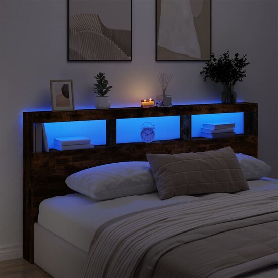 Hoofdbordkast met LED-verlichting 200x17x102 cm gerookt eiken