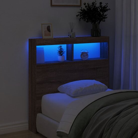 Hoofdbordkast Met Led-Verlichting Bruin Eiken 100 x 17 x 102 cm bruin eikenkleur
