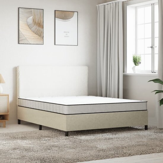 Schuimmatras middelzacht 180x200 cm
