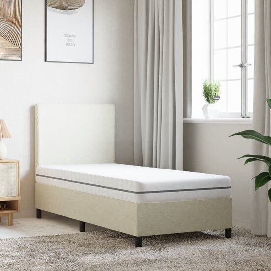 Schuimmatras middelzacht 90x200 cm