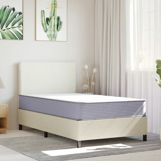 Schuimmatras Middelzacht 120 x 200 cm